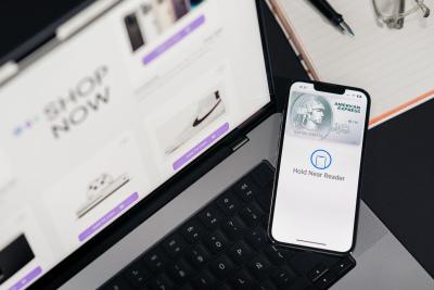Você ainda depende de terceiros para atualizar seu site? Isso está te custando caro